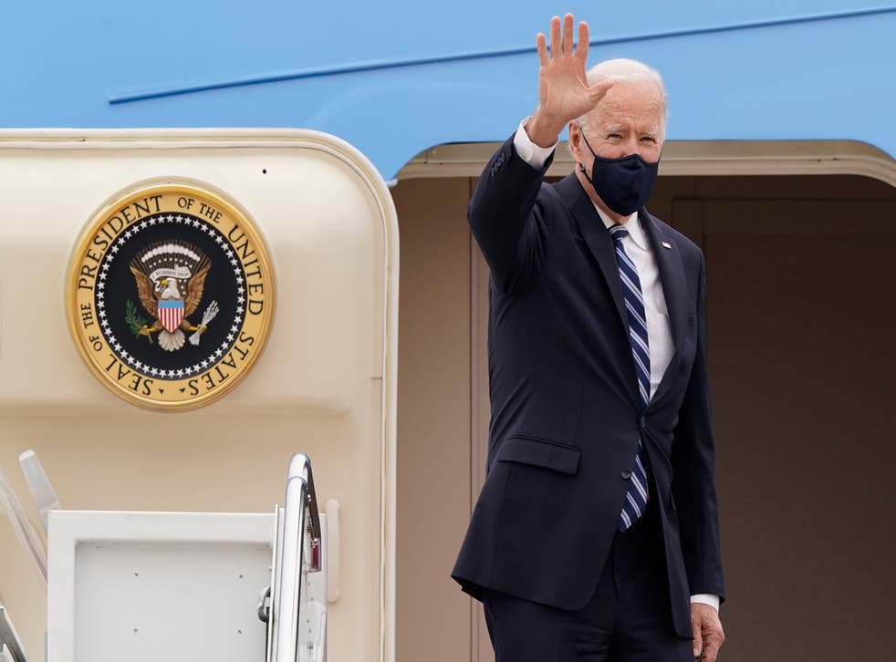 BIDEN-VIAJE