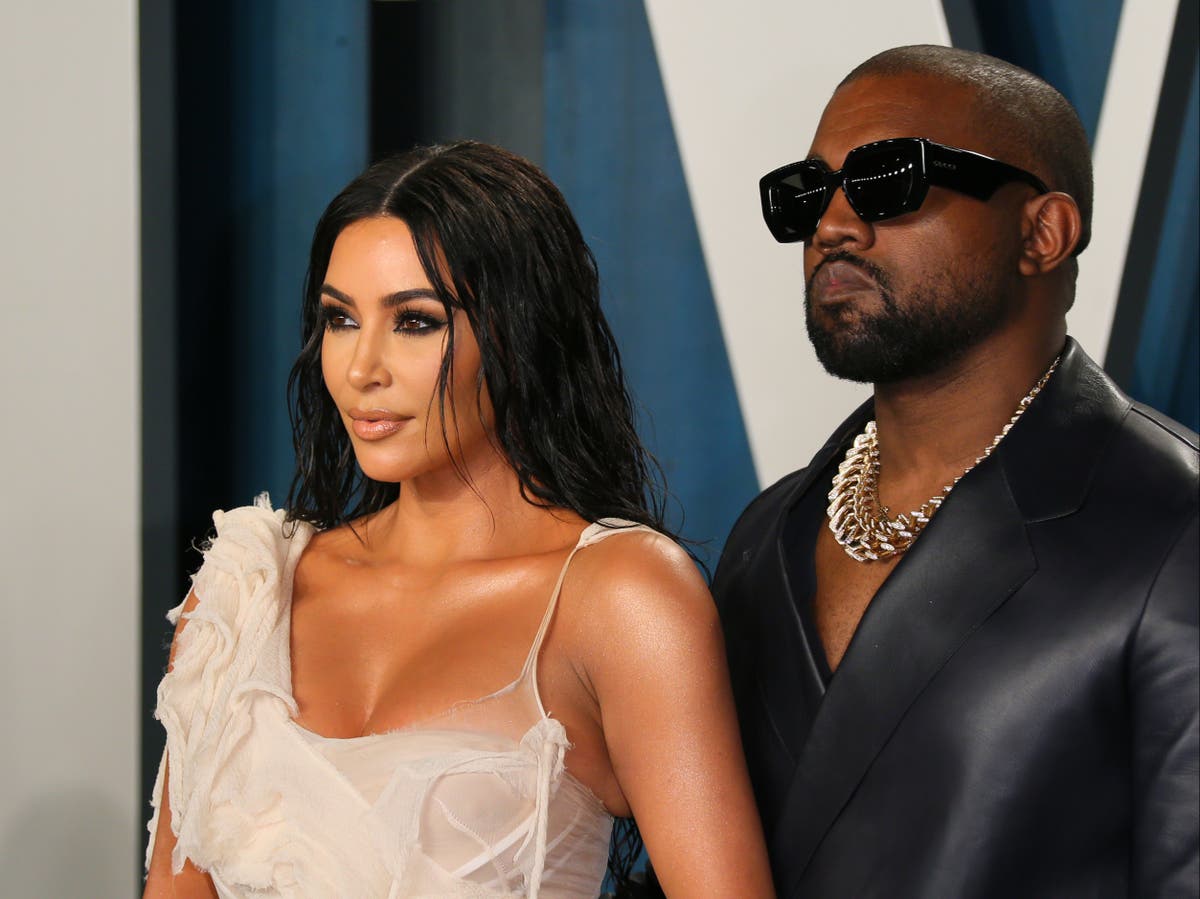 Kim Kardashian publicly posts loving birthday message to Kanye despite divorce Kim Kardashian publicly posts loving birthday message to Kanye despite divorce
