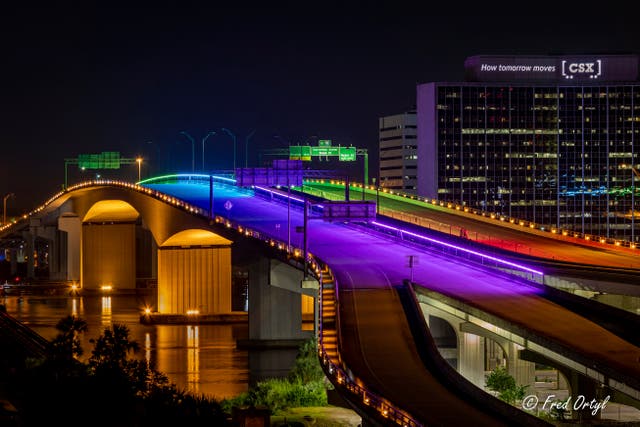 Florida Bridge-Rainbow Colors Banned