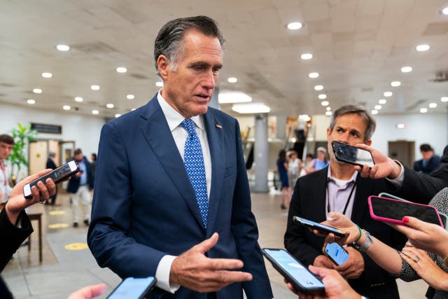 <p>Sen Mitt Romney speaks with reporters.</p>