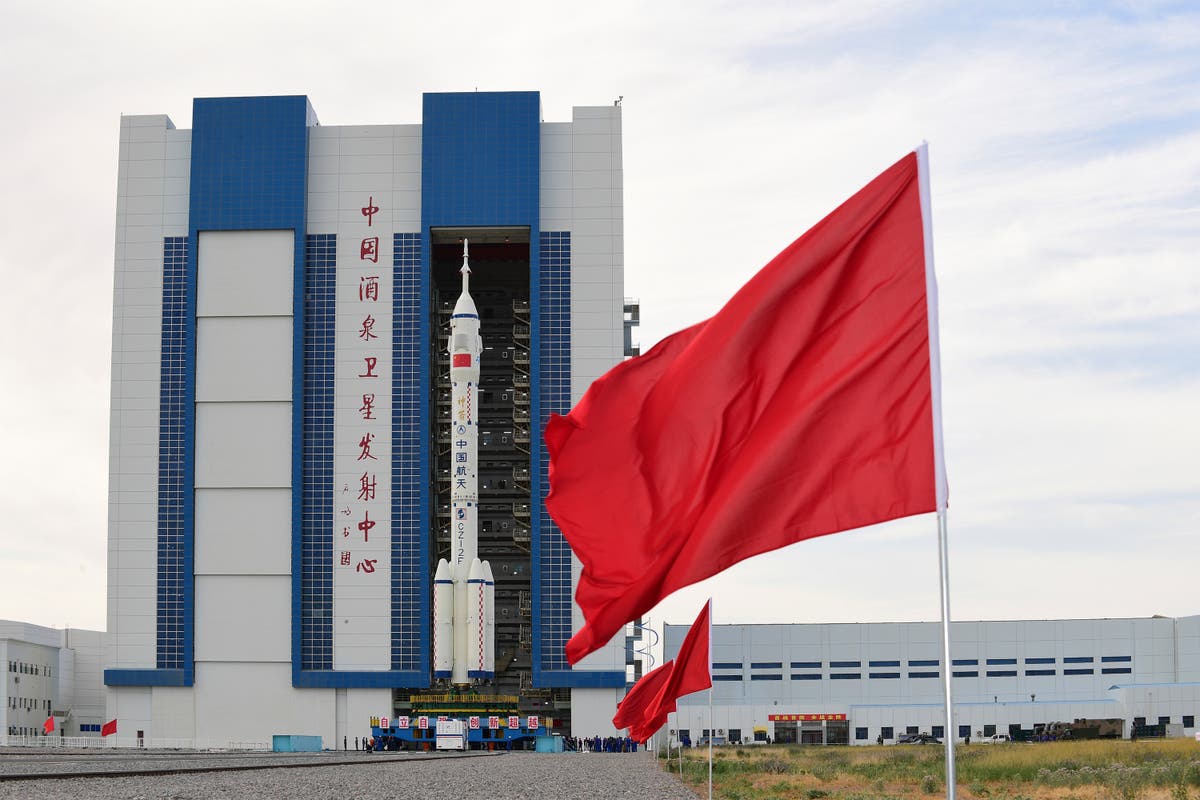 China set to send first crew to new space station Thursday 