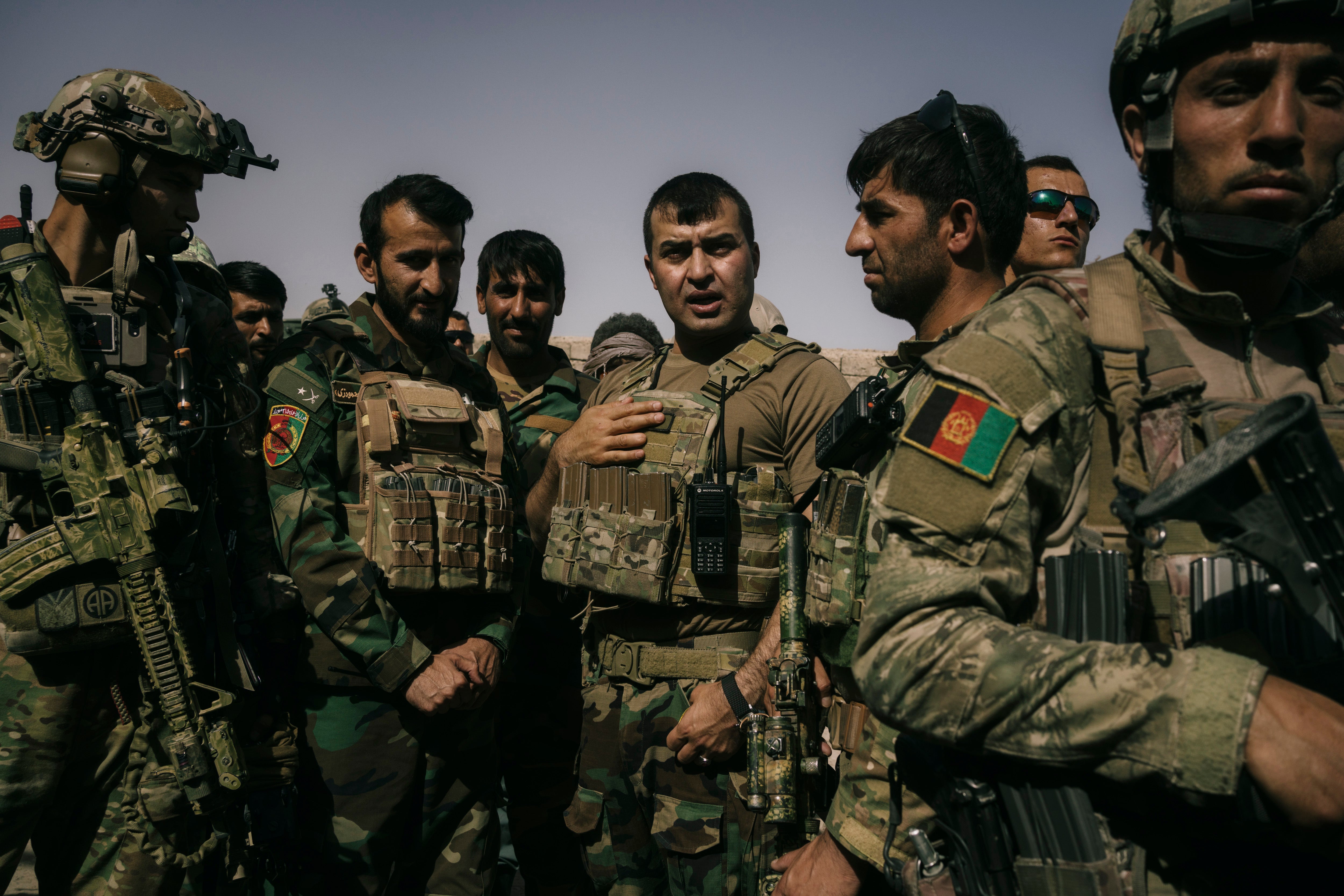 Gen Sami Sadat talks to troops during visit to the Nazar outpost