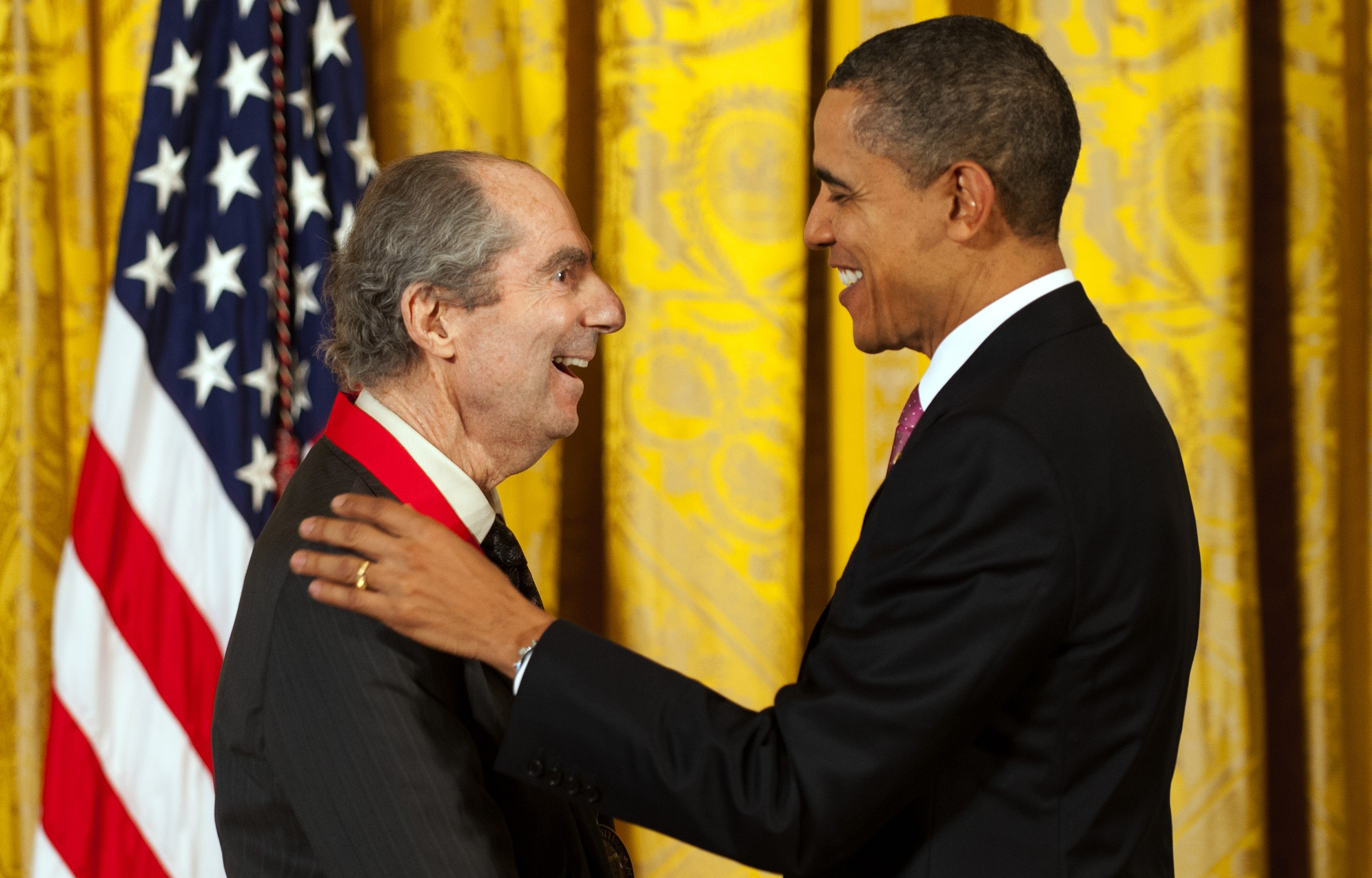 Barack Obama presents the National Humanities Medal to Philip Roth at the White House in 2011