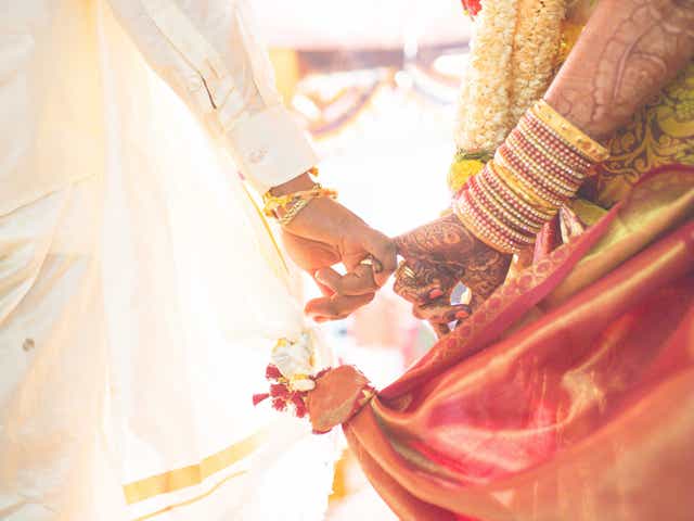 <p>Hindu wedding ceremony</p>