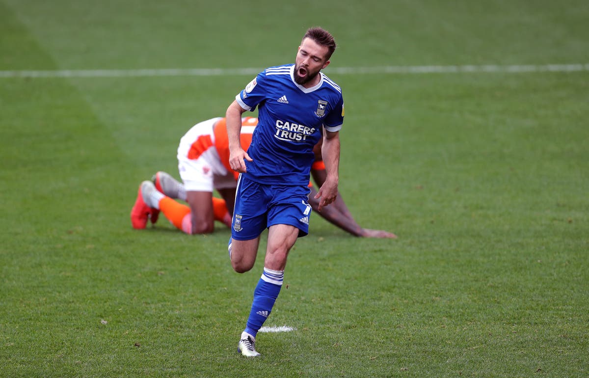 Wigan sign Ipswich winger Gwion Edwards