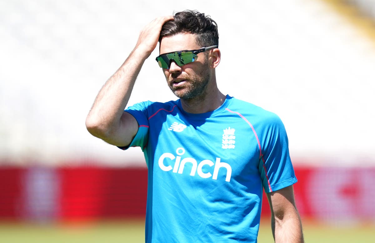 Another James Anderson milestone and tackling online hate &ndash; Thursday&rsquo;s sporting social