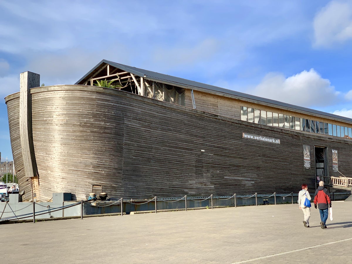 Giant Noah S Ark Replica Stranded In Uk After Coastguard Refuses To Let It Set Sail The Independent