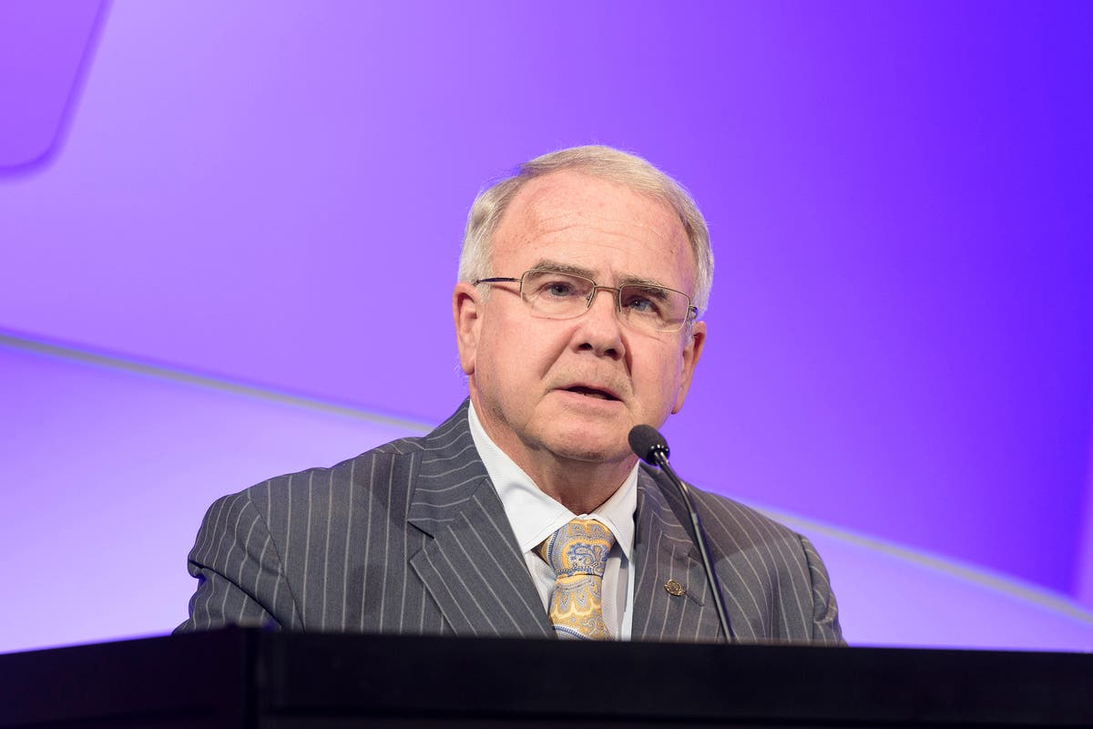 AMA doctors meet amid vocal backlash over racial equity plan