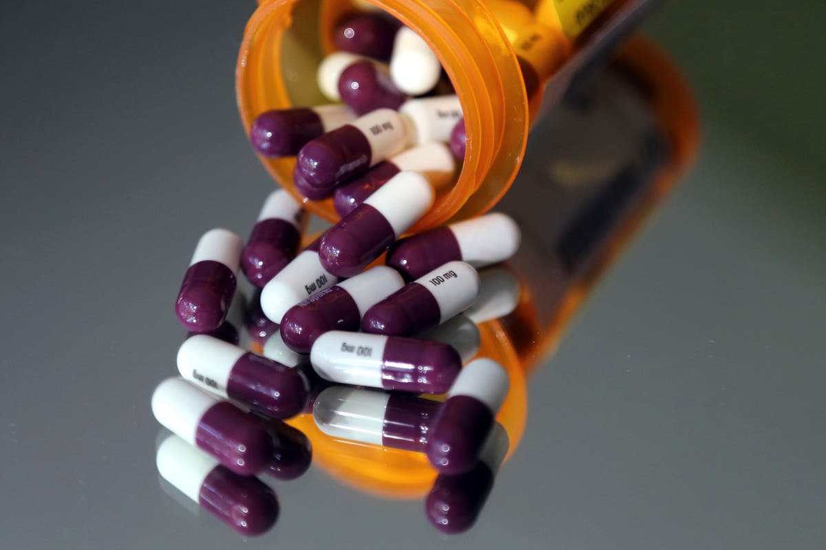 To curb drug prices, Democrats still seeking a balance To curb drug prices, Democrats still seeking a balance