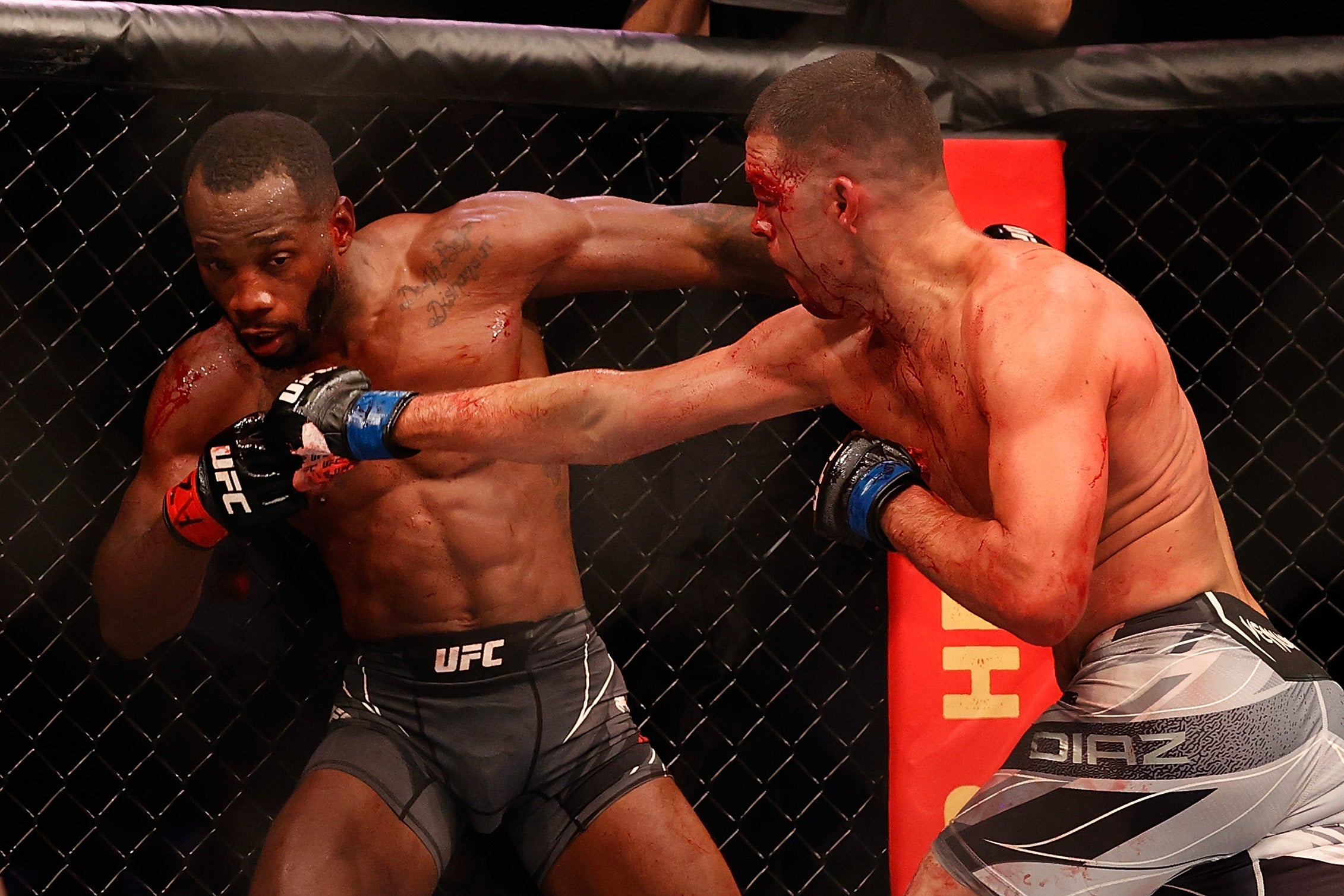 Leon Edwards survives a late rally by Nate Diaz