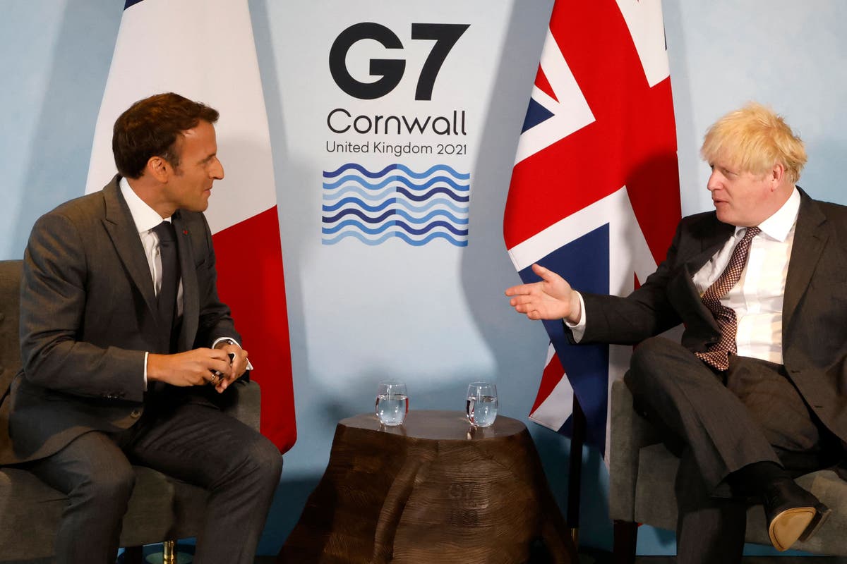 G7 summit: Brexit row deepens as Elysee Palace rejects claims of Macron confusion over Northern Ireland G7 summit: Brexit row deepens as Elysee Palace rejects claims of Macron confusion over Northern Ireland