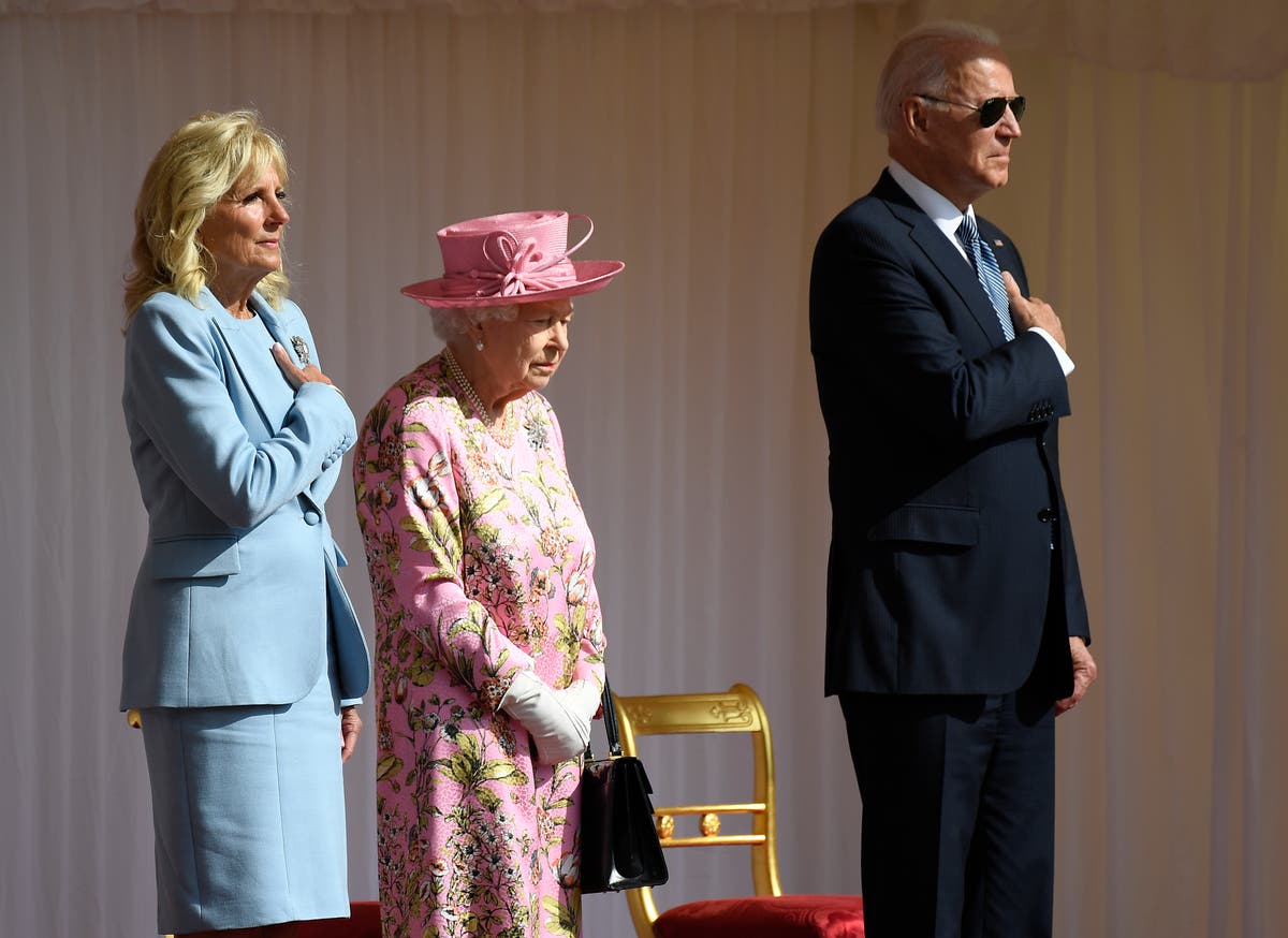 Biden and his aviators greet queen on a sunny afternoon