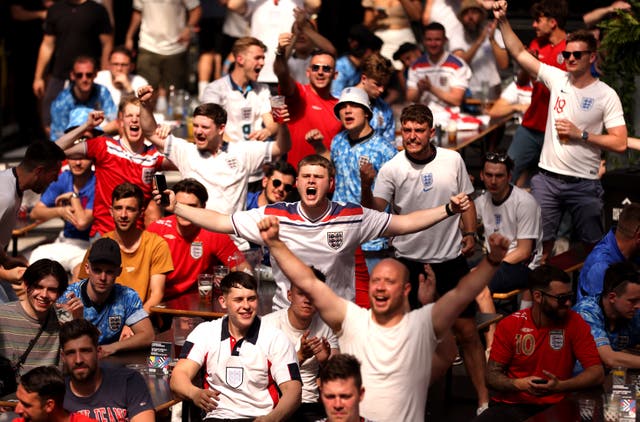 <p>Fans watching England v Croatia</p>