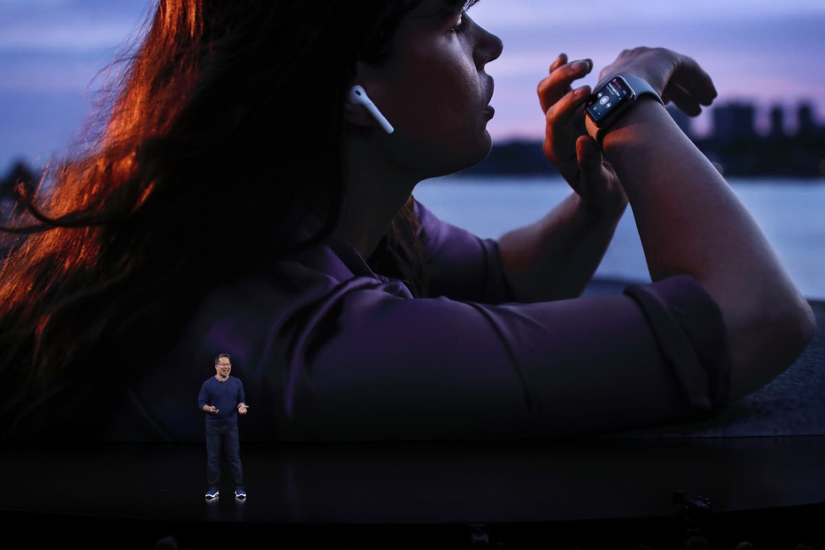 Apple planning new Watch that will analyse your blood, report says