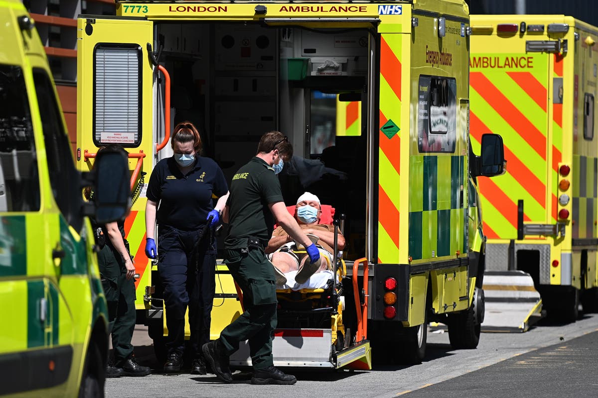 Hospital at centre of Covid surge appeals for help from nearby trusts as critical care beds fill up