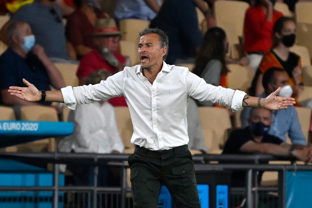 Luis Enrique defends Alvaro Morata after missing chances as Spain held by Sweden