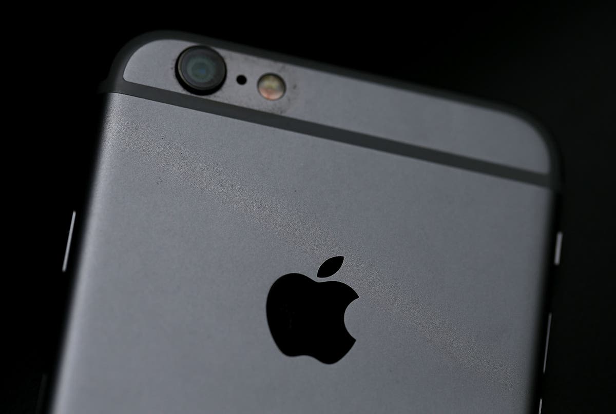 Apple is urging owners of old iPhones to get this software update right away