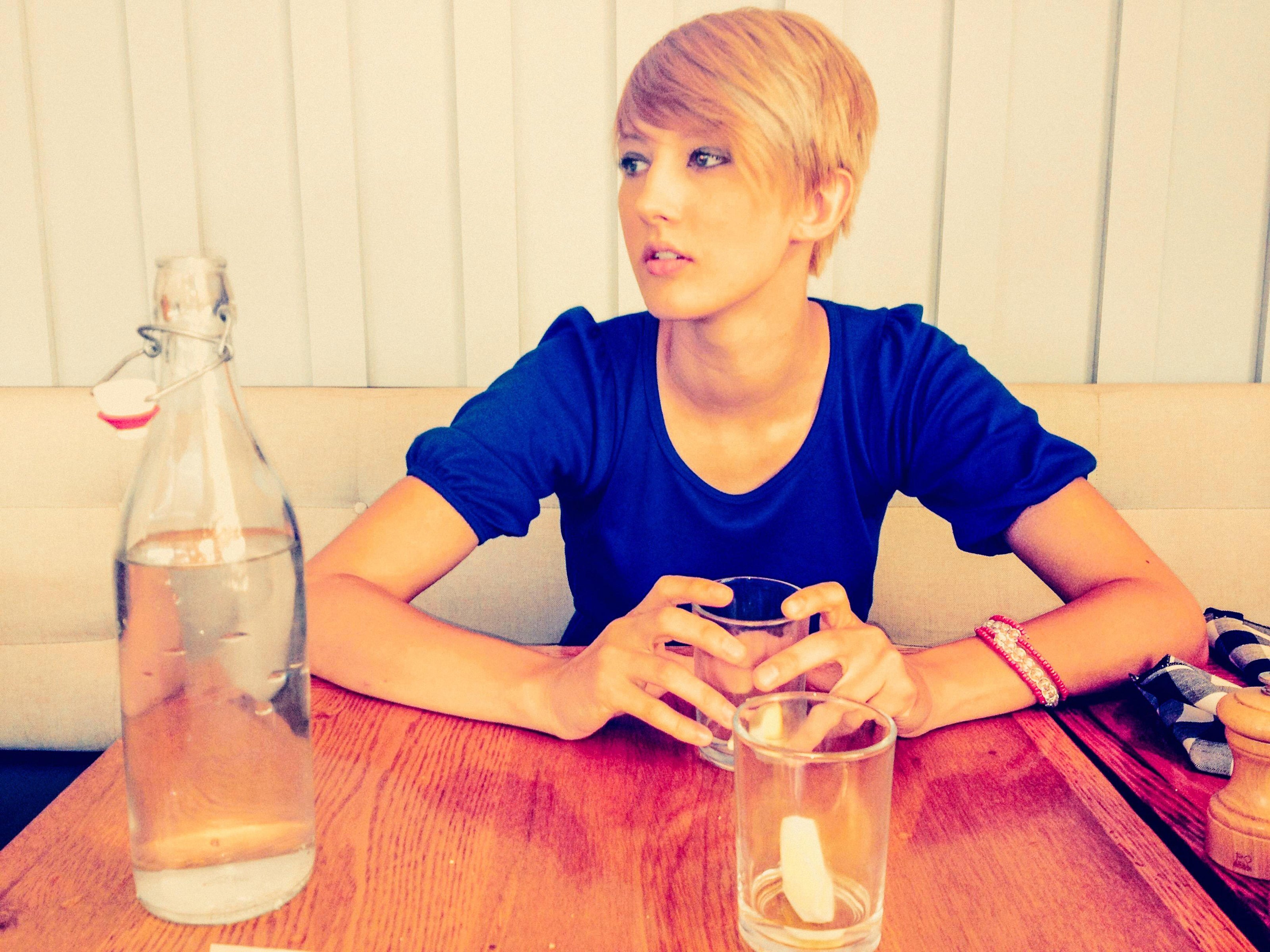 Woman at a cafe