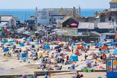 Covid lockdown news – live: ‘Boris Johnson variant’ surge in UK is due to PM’s border failures, says Labour