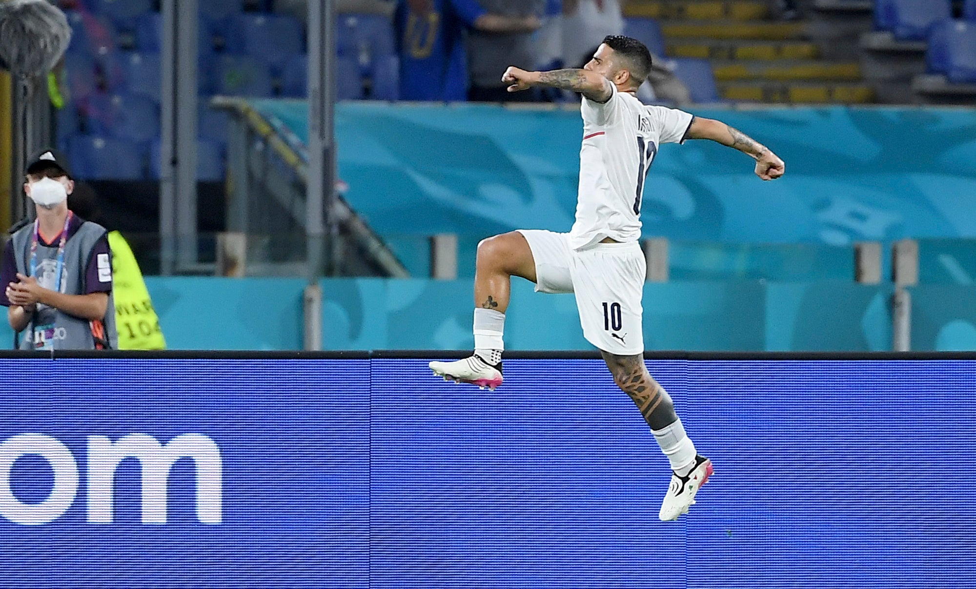 Lorenzo Insigne wrapped up Italy's 3-0 win over Turkey in their opening match