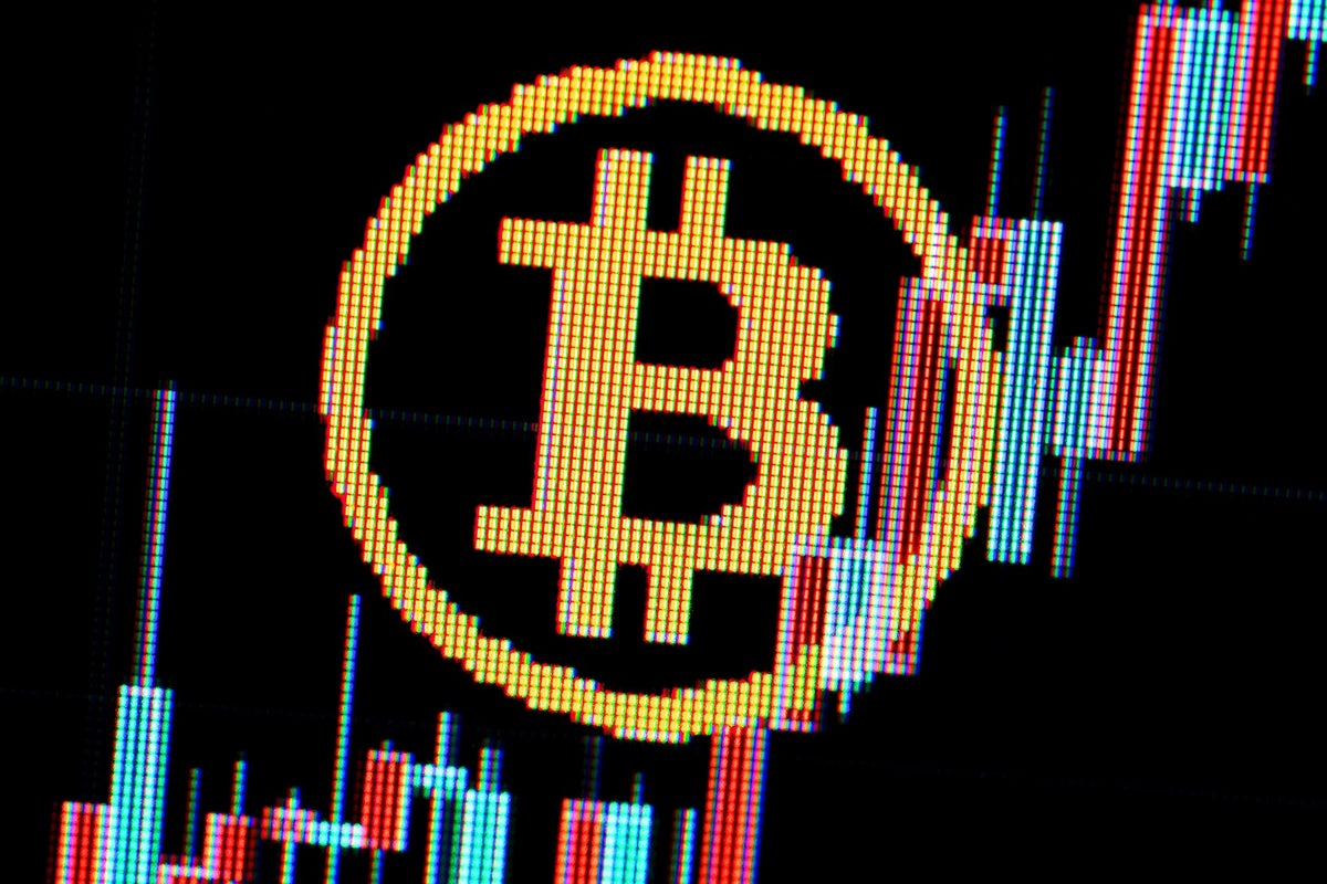 Bitcoin price crash: MicroStrategy buys half a billion dollars of crypto as  market collapses | The Independent
