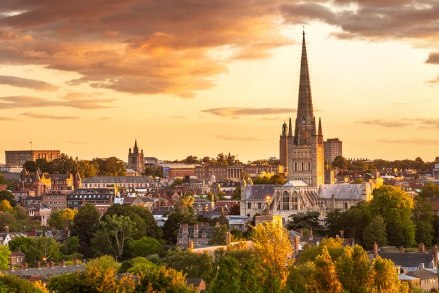 <p>Sunset over Norwich</p>