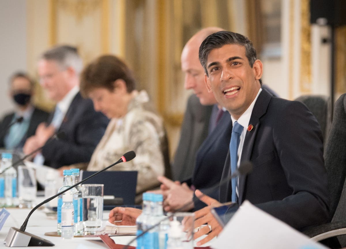 Rishi Sunak ready to hand &pound;4bn to pensioners despite rejecting Covid catch-up plan for schools