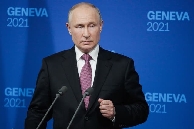 <p>Russian President Vladimir Putin holds a news conference after the US-Russia summit between himself and President Joe Biden at the Villa La Grange, in Geneva</p>