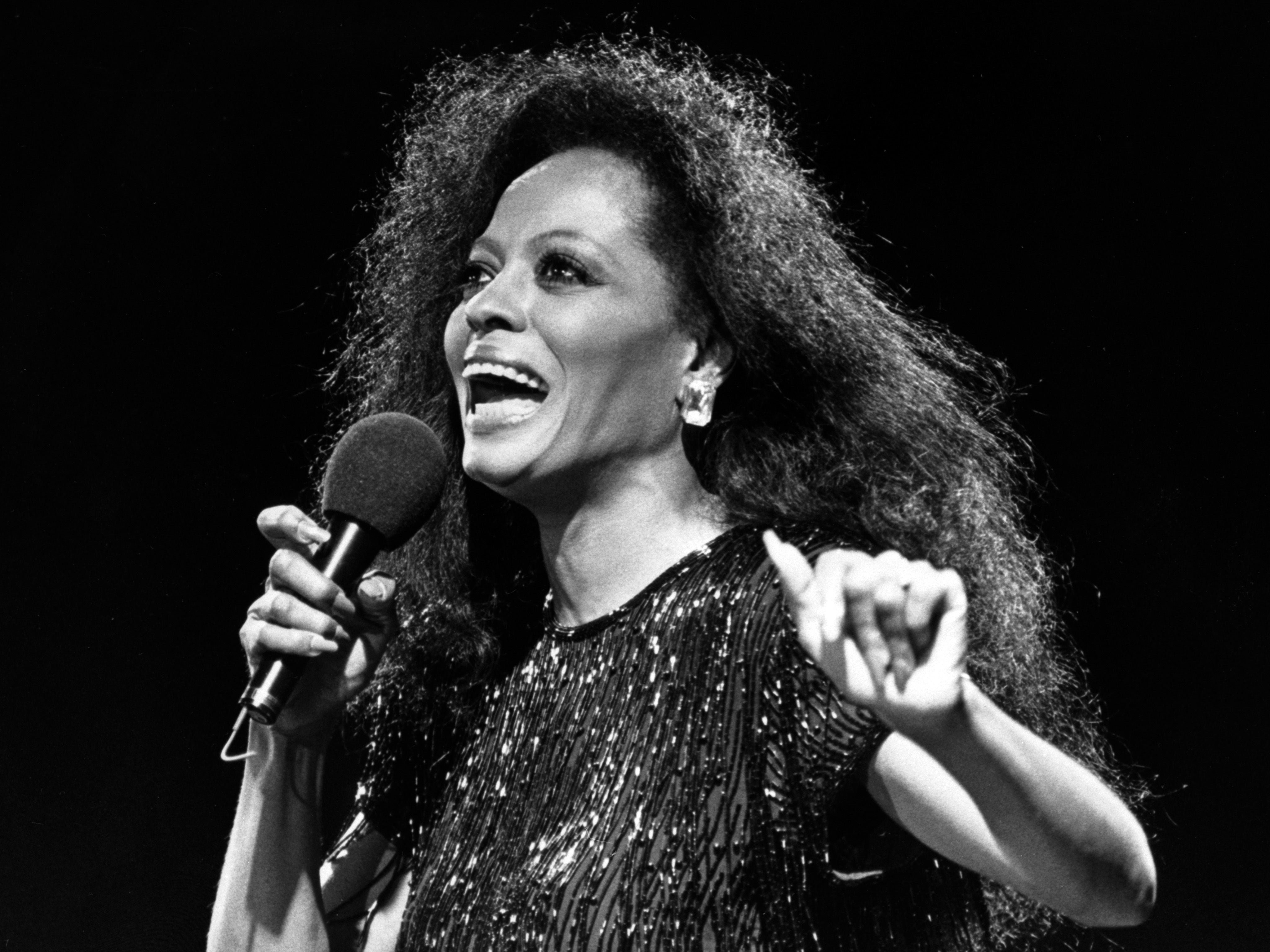 Diana Ross performing in 1989