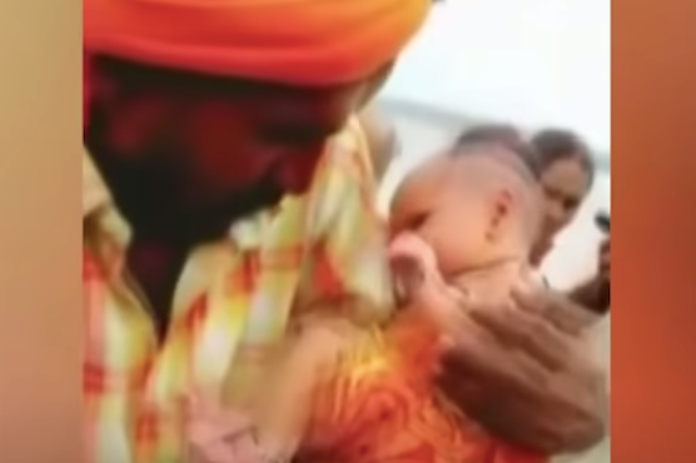 <p>A boatman in Uttar Pradesh became a local star when he brought home an abandoned 21-day-old girl child he had found near the banks of river Ganges. The local authorities have taken the infant to a hospital and doctors are monitoring her health</p>