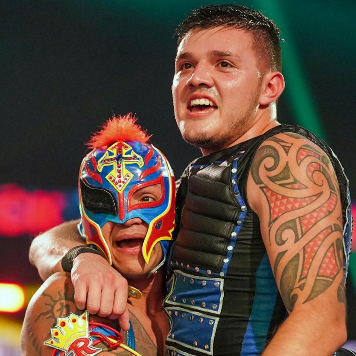 Rey Mysterio Height rey-mysterio-height