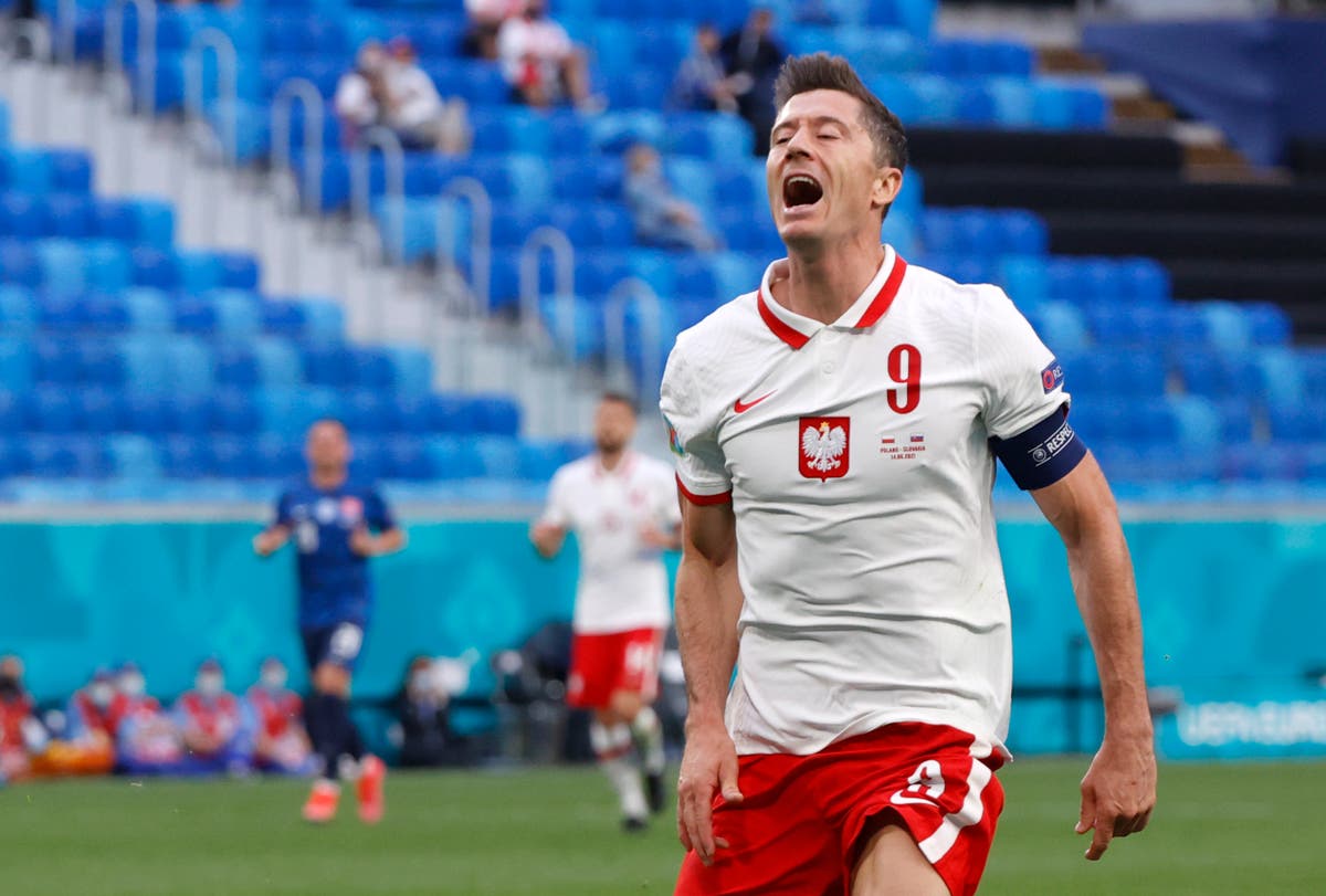 Spain looking to make life ‘uncomfortable’ for Poland star Robert Lewandowski