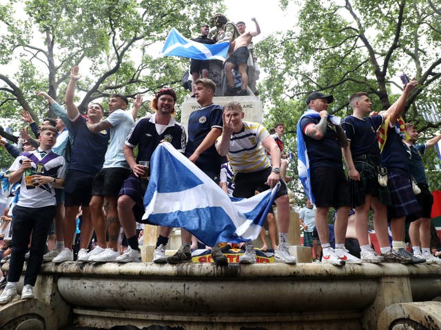<p>Scotland fans gather in Leicester Square before the UEFA Euro 2020 match between England and Scotland</p>