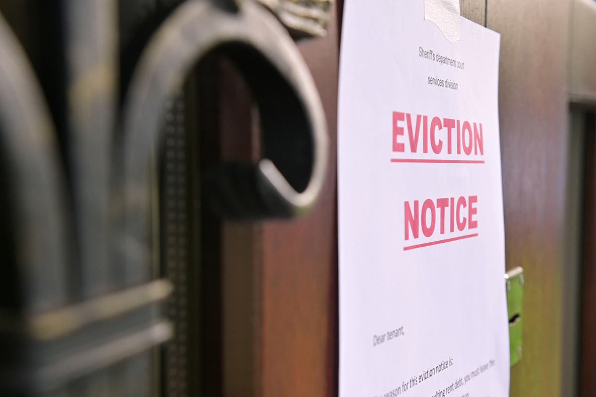 Extending the eviction ban is a cheap trick &ndash; UK businesses need real support