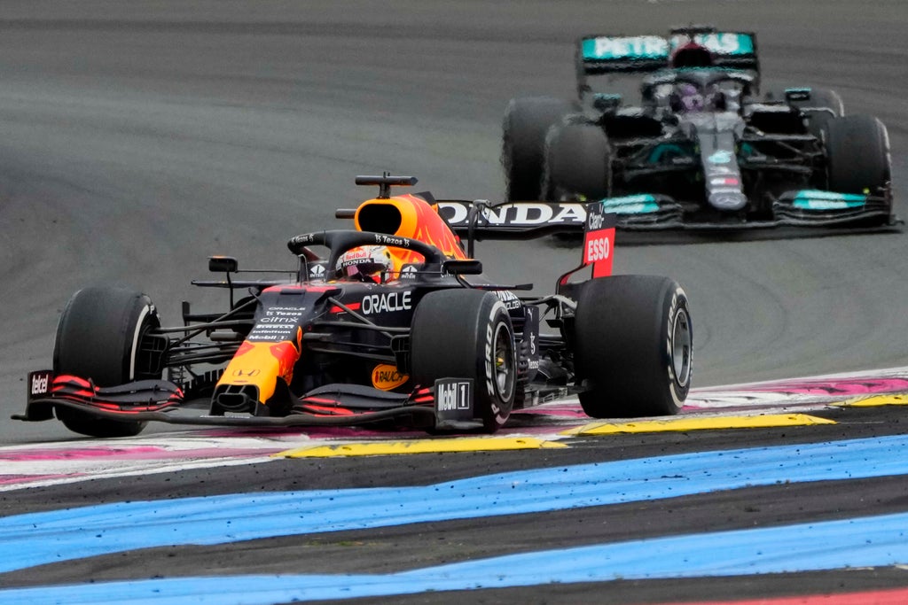 Lewis Hamilton hoping to halt Max Verstappen’s charge at Styrian Grand Prix