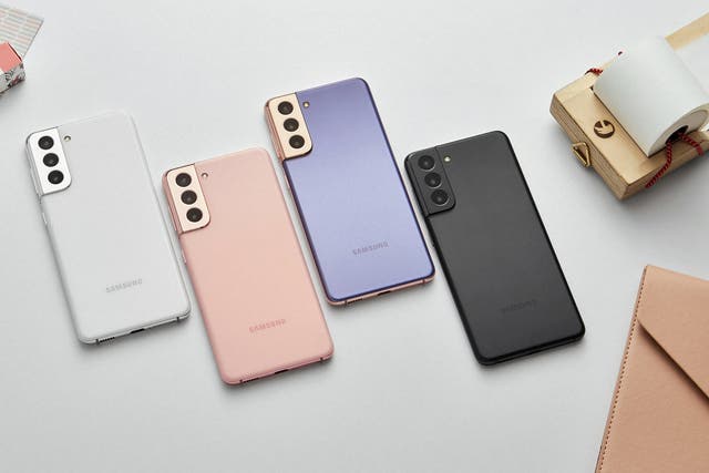 Samsung S21 smartphones