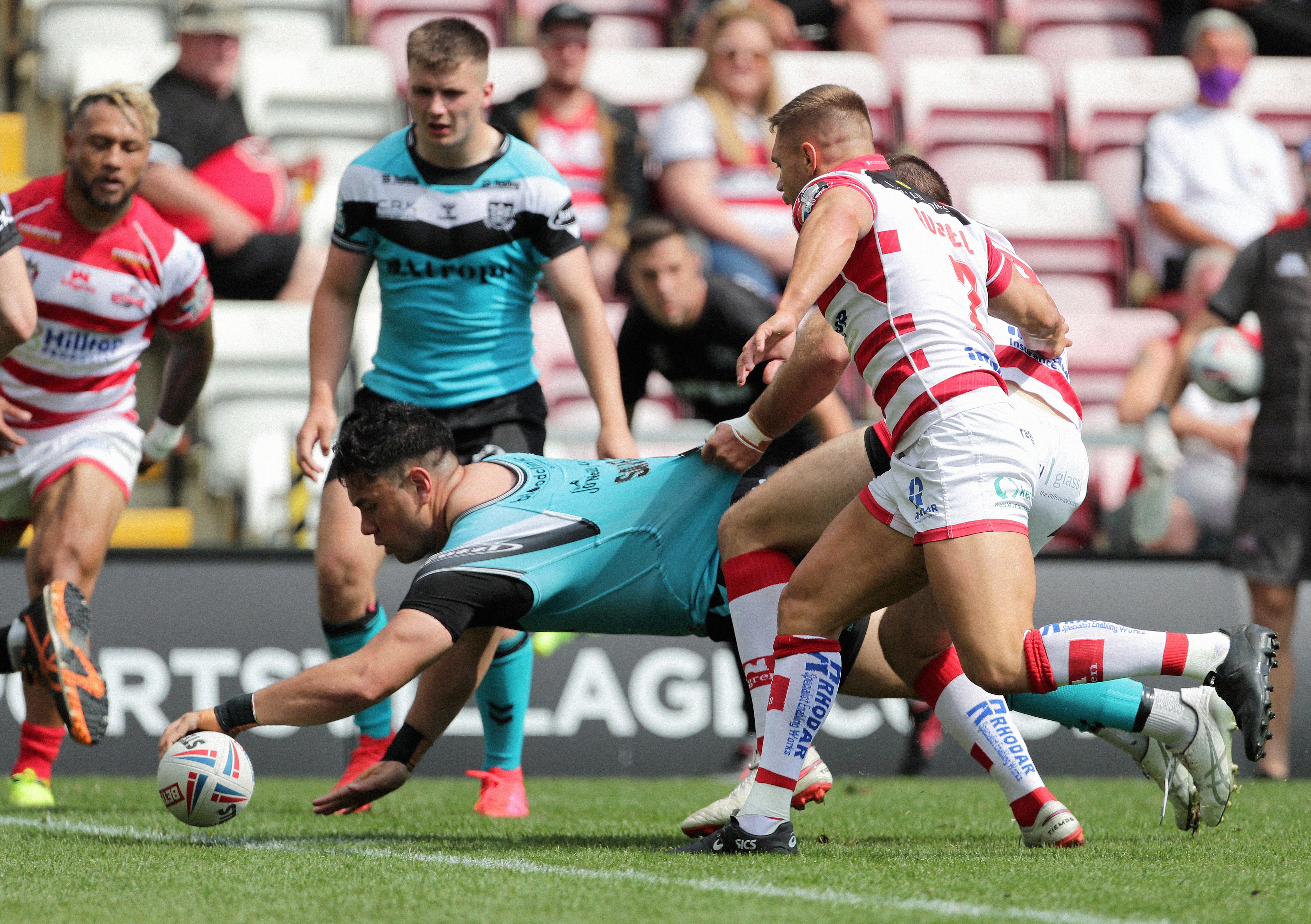 Andre Savelio scored his first career hat-trick in Hull FC's 64-22 victory at Leigh Centurions