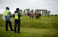Live feed of the summer solstice sunrise cancelled at Stonehenge after police called
