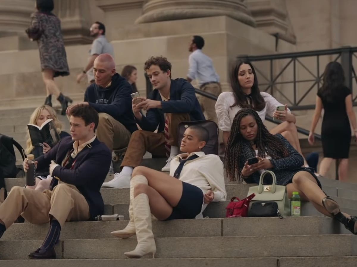 Gossip Girl showrunner says HBO reboot will not emphasise ‘wealth porn’ Gossip Girl showrunner says HBO reboot will not emphasise ‘wealth porn’