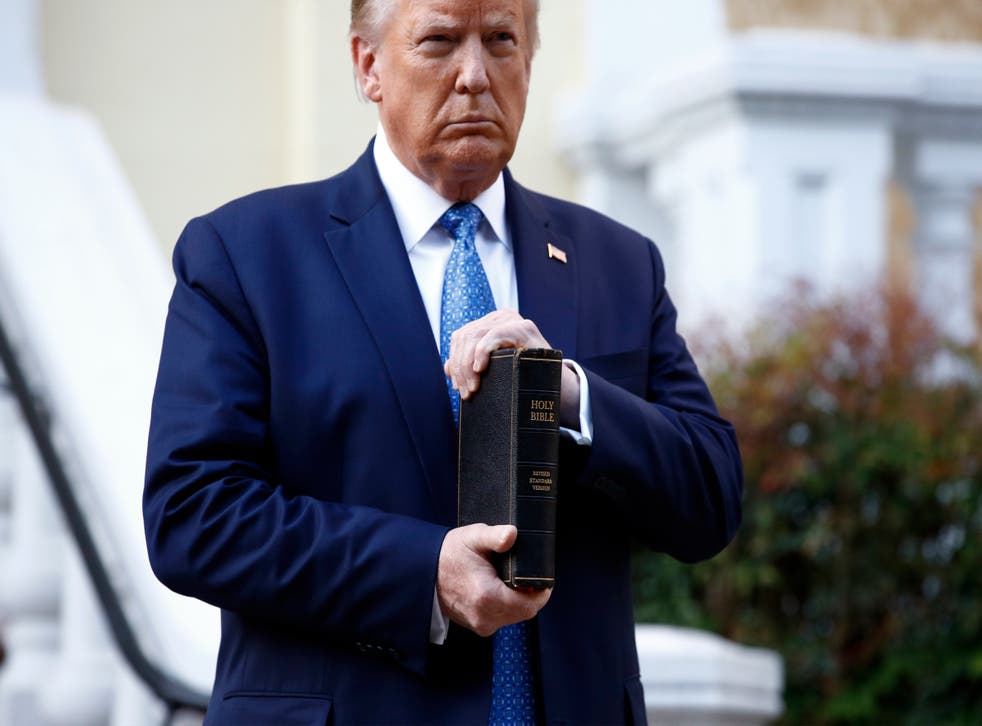 TRUMP-PROTESTAS-DEMANDA