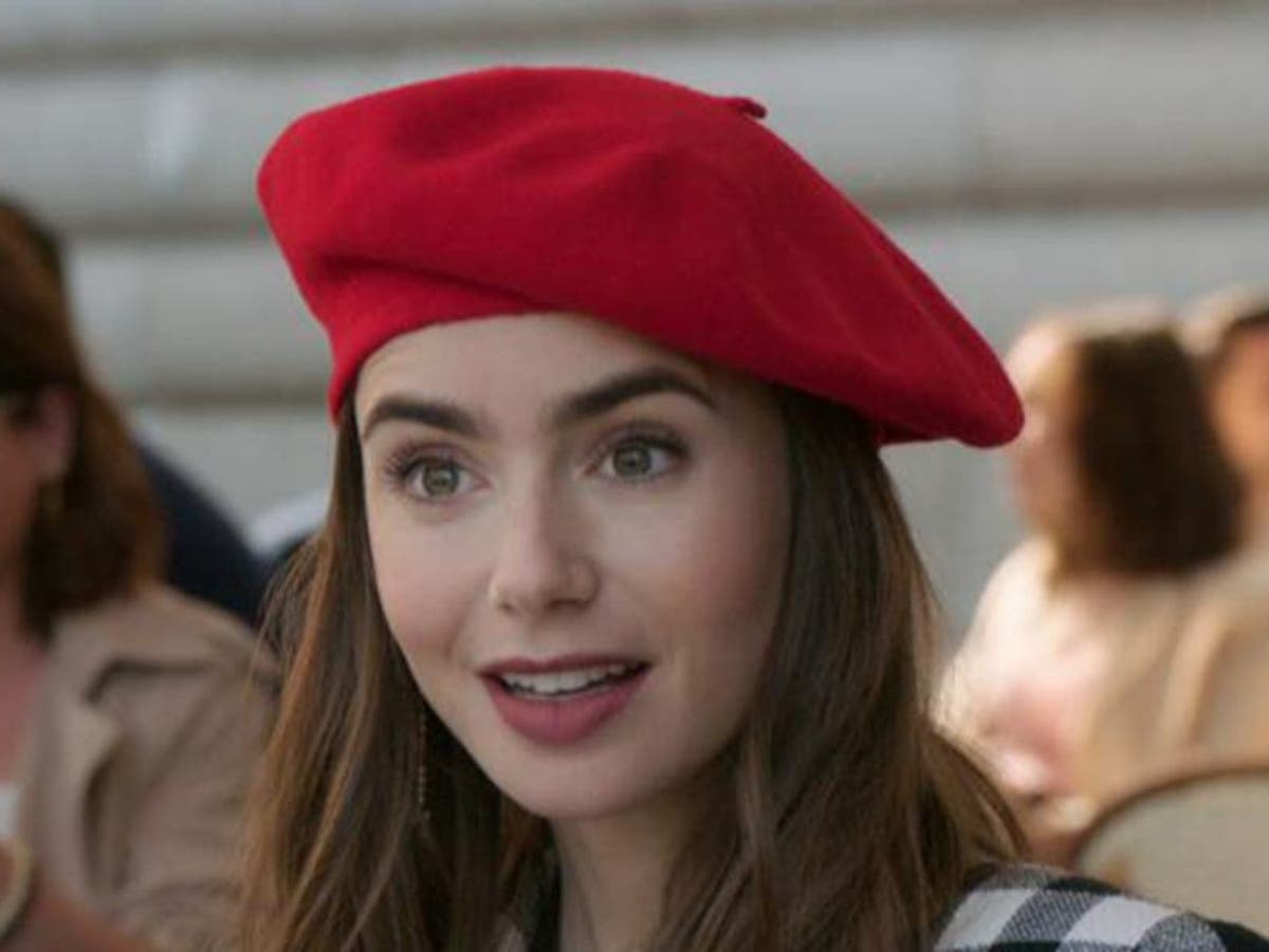 Lily Collins Says 'Emily In Paris' Made Changes to Season 2 After Golden  Globes Backlash