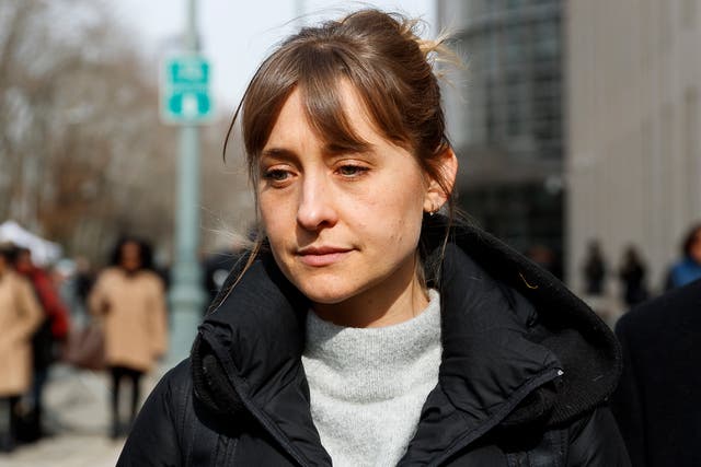 <p>Allison Mack departs United States Federal Court in 2019</p>