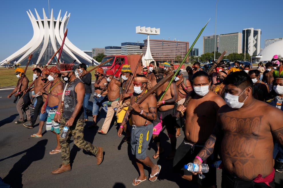 Indigenous Protest Brazil Bill That Could Weaken Land Claims Rio De Janeiro Congress Brazil