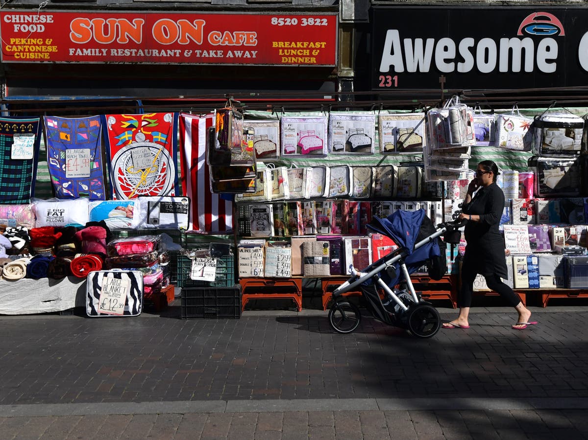 Low-income women unfairly denied maternity pay in &lsquo;clear injustice&rsquo;