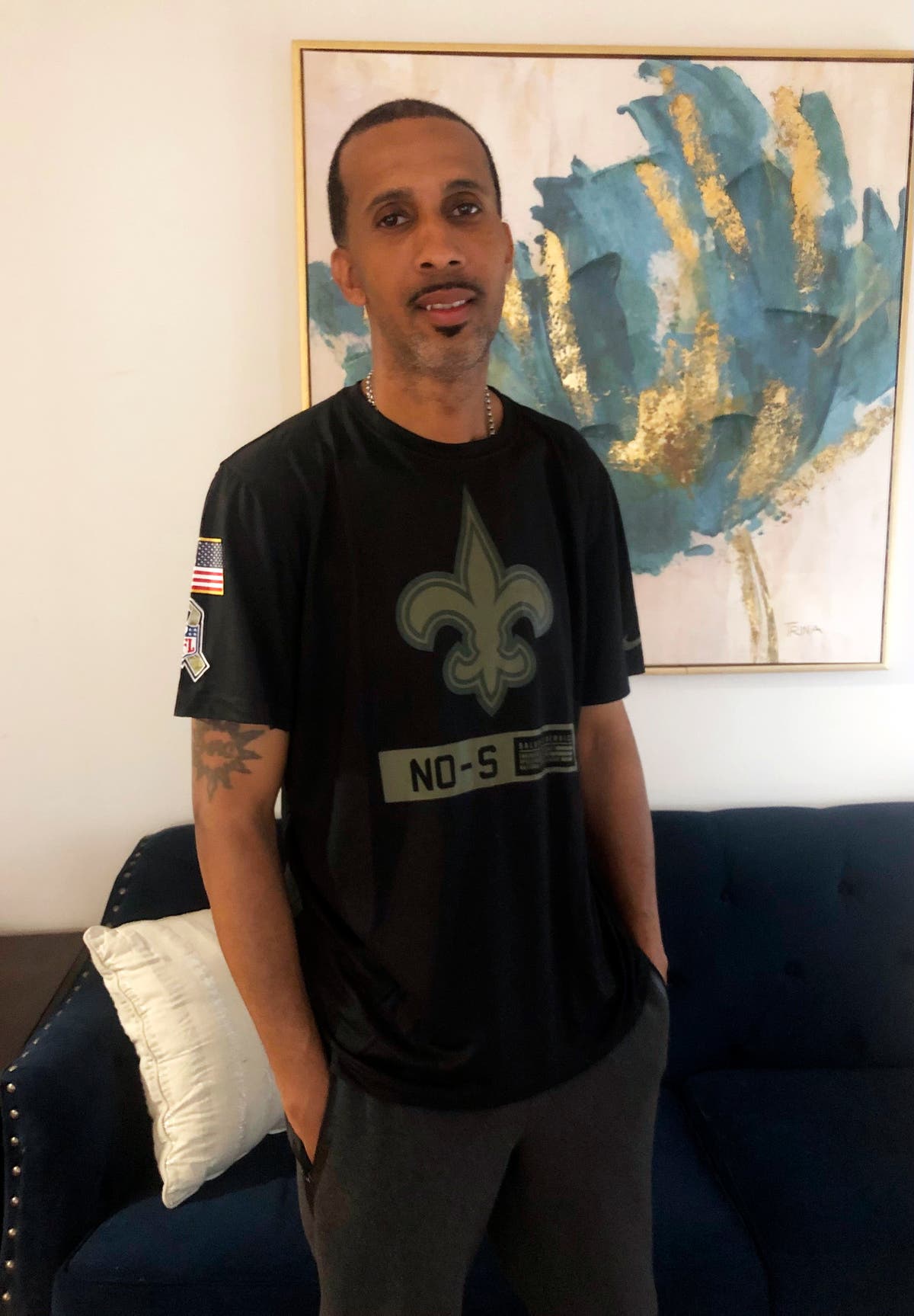 Rapper Phipps paroled; long claimed innocence in death case