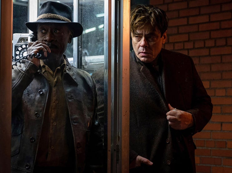 Don Cheadle and Benicio del Toro in ‘No Sudden Move'