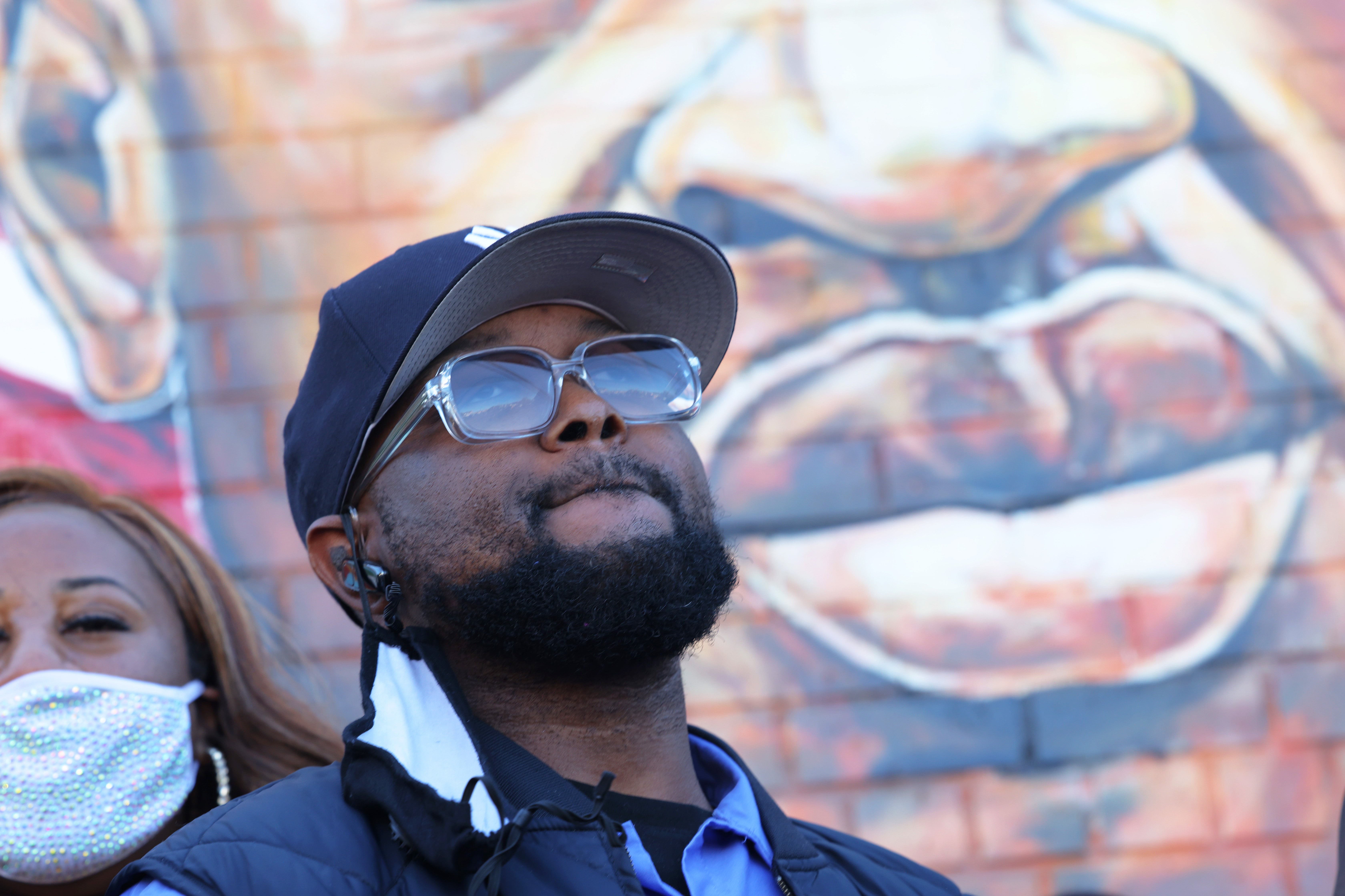 <p>Terrence Floyd estuvo entre varios miembros de la familia del hombre asesinado que habló en la sentencia.</p>