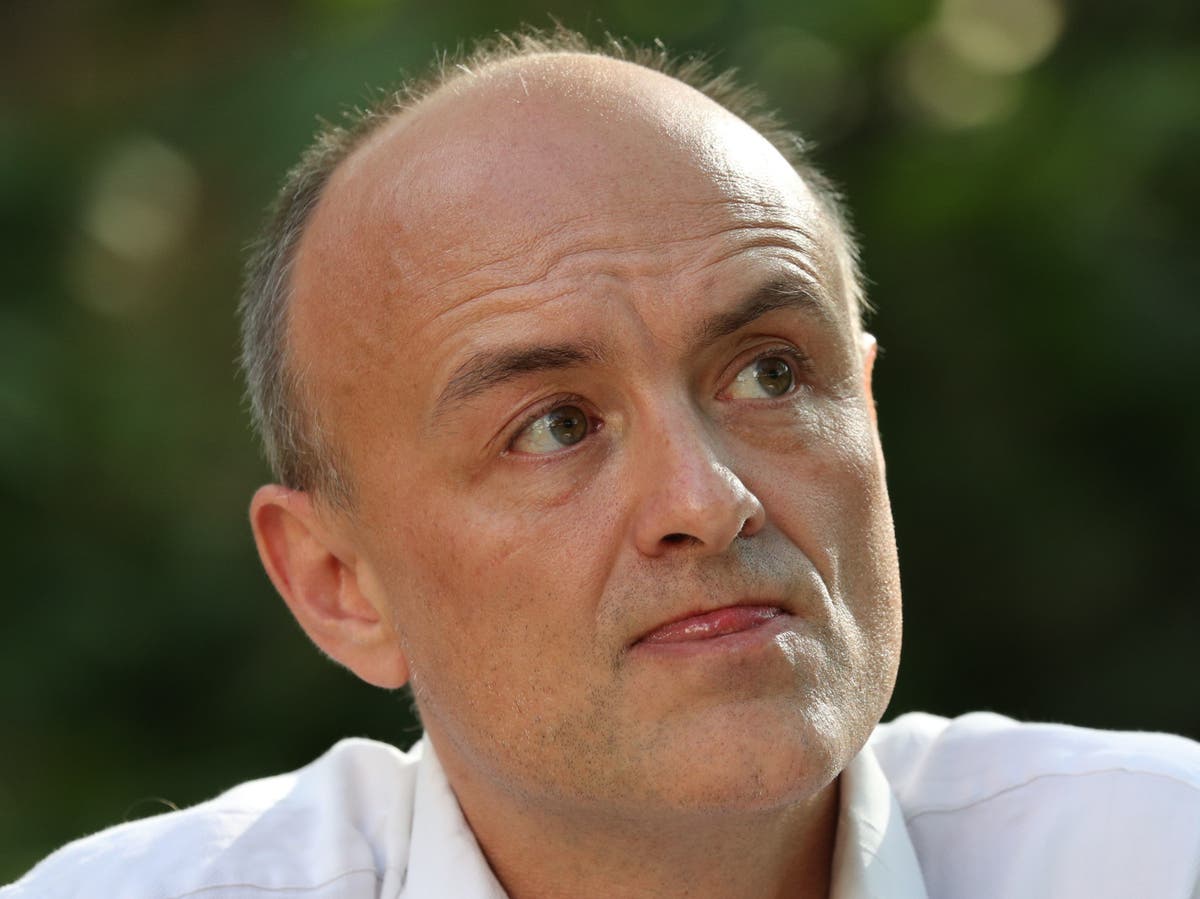 Dominic Cummings claims PM Johnson only let Hancock go after &lsquo;89 texts an hour&rsquo; from wife Carrie Johnson