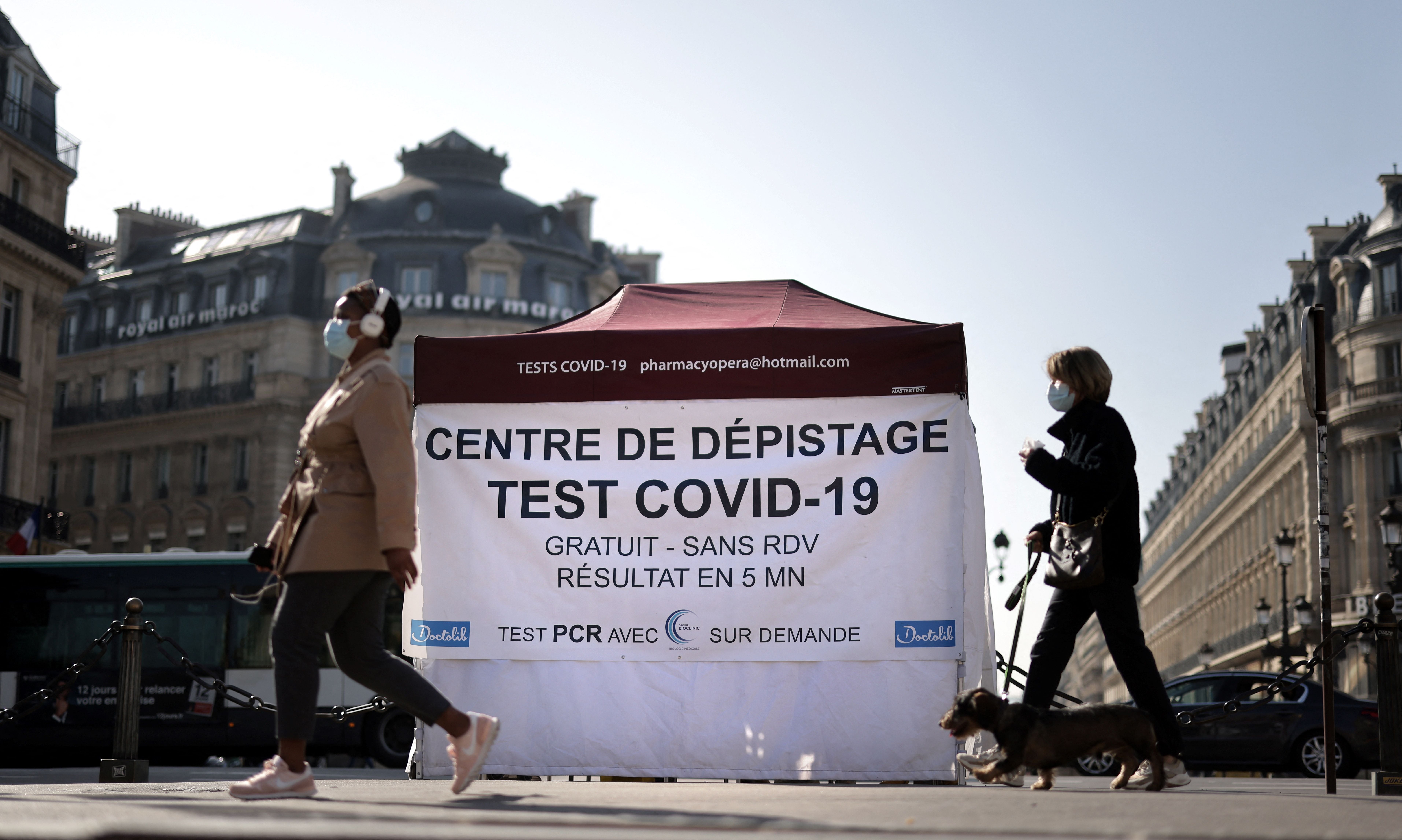 Coronavirus testing centre in Paris