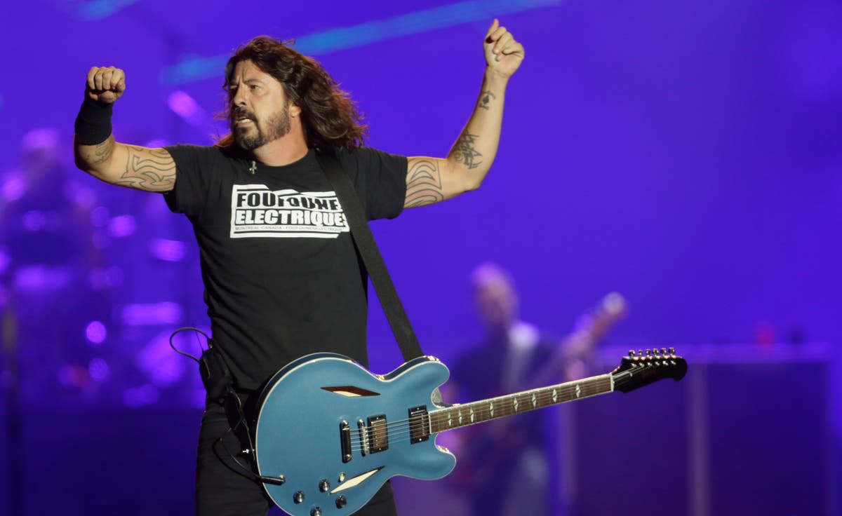 Watch Foo Fighters troll Westbro Baptist Church in Kansas during concert 